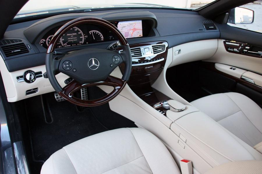  Mercedes-Benz CL550 4Matic 2011 года  (фото 25 из 40)